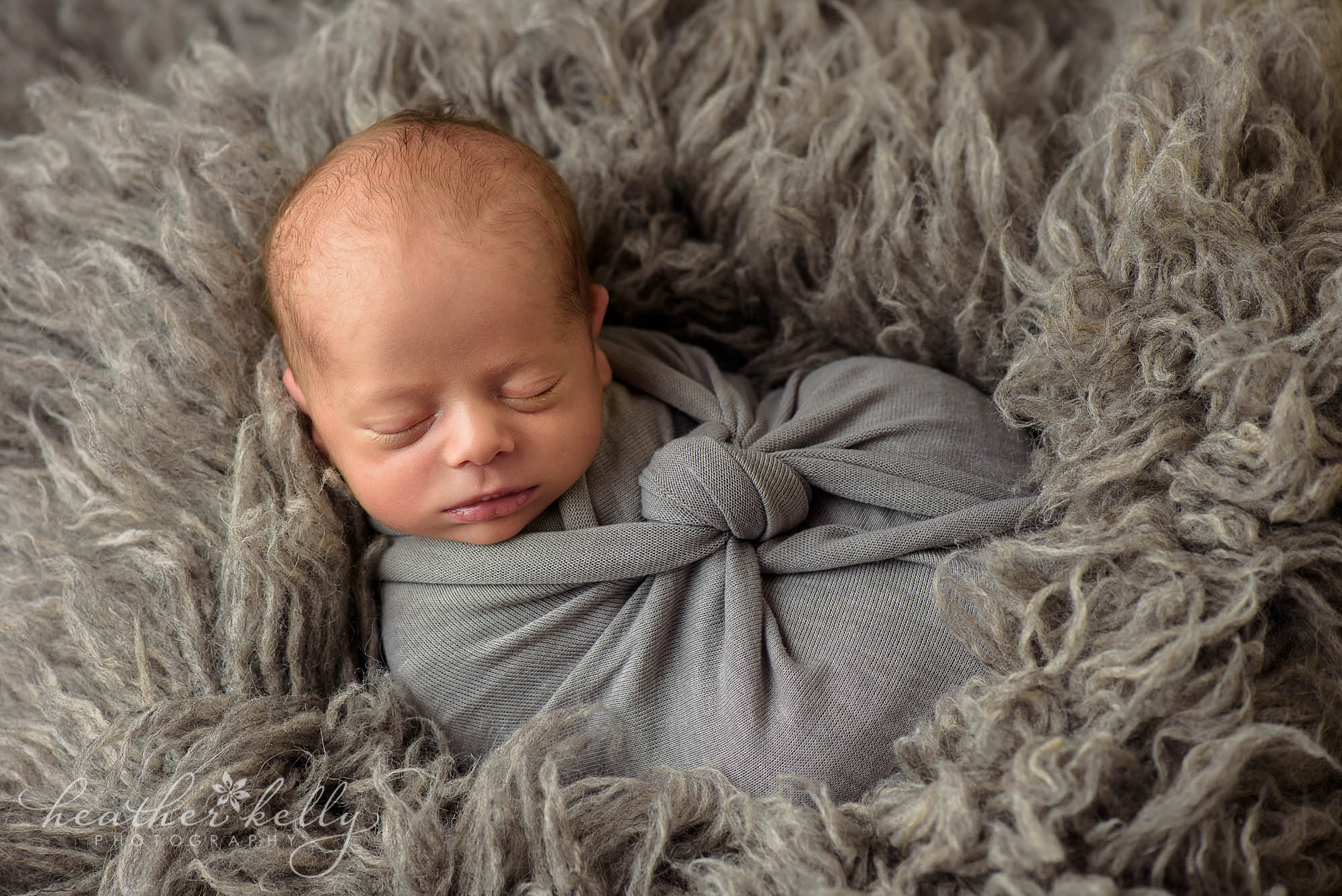 newborn knot wrap. newborn ct photography