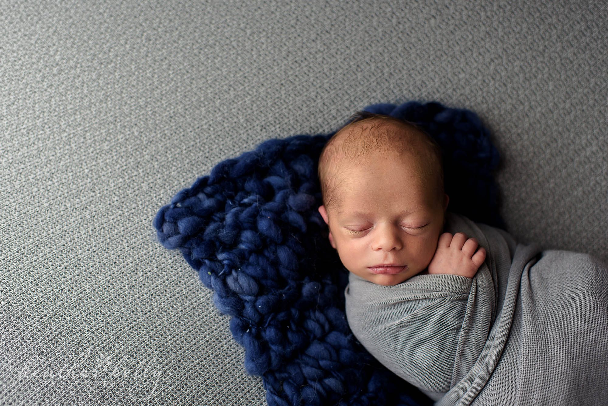 newborn wrap posing. southbury newborn ct photography