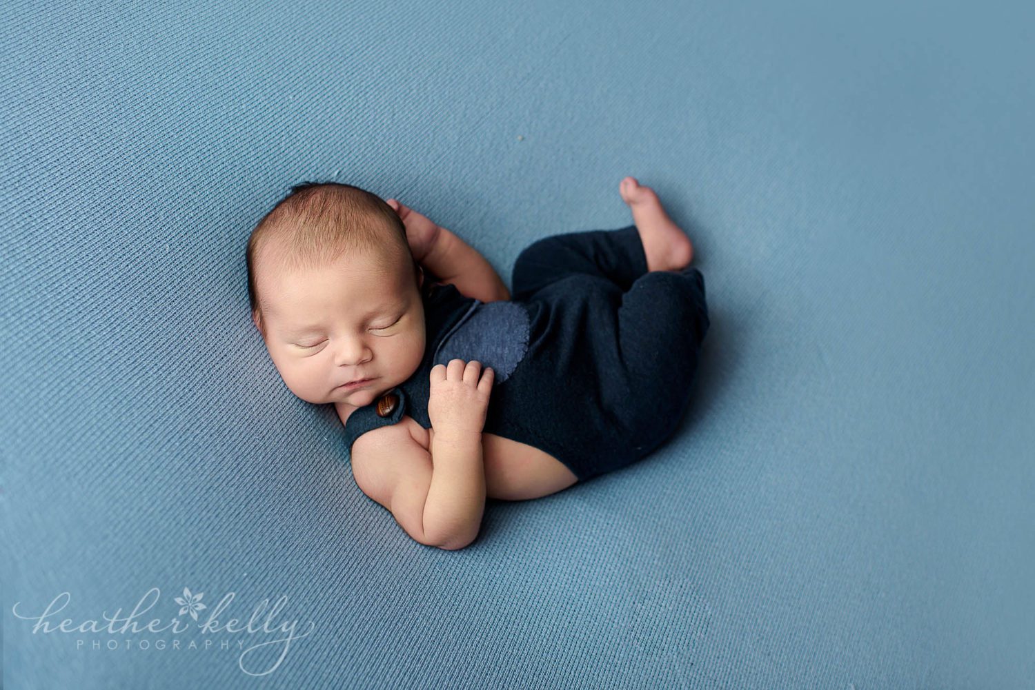 relaxed newborn posing. derby baby boy ct newborn photography. 