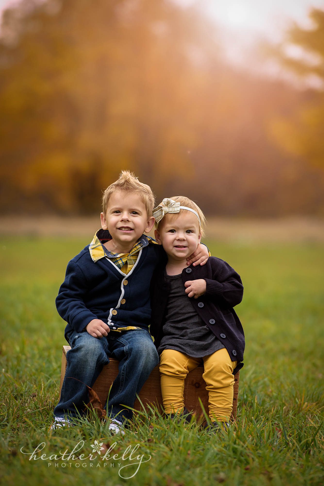 siblings photo on crate. fall family photography ct