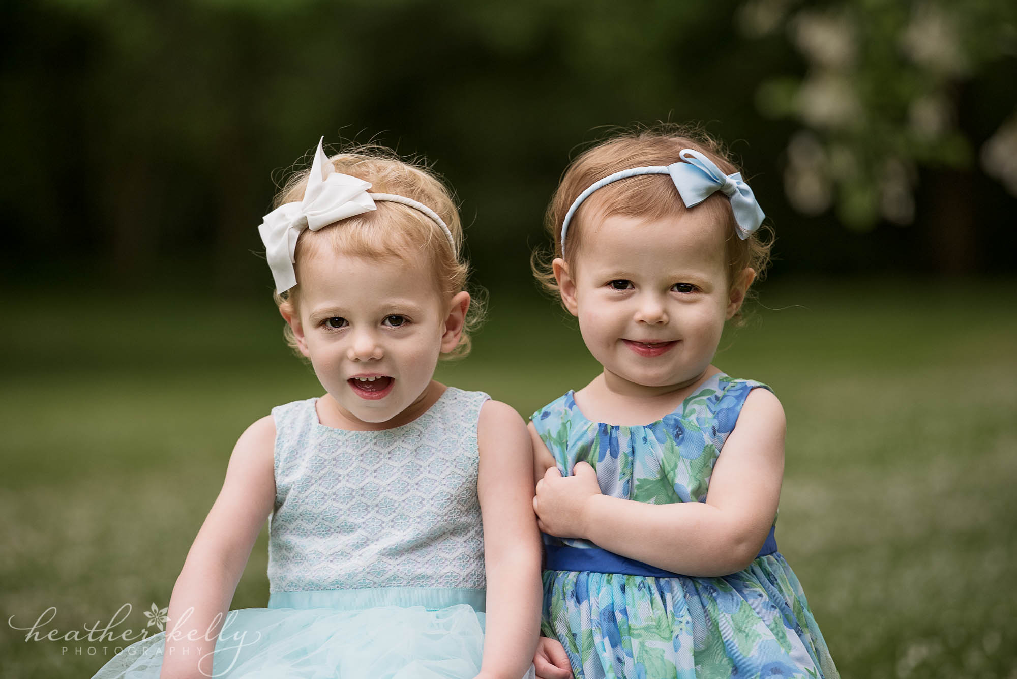 toddler twin sisters. family photography danbury ct