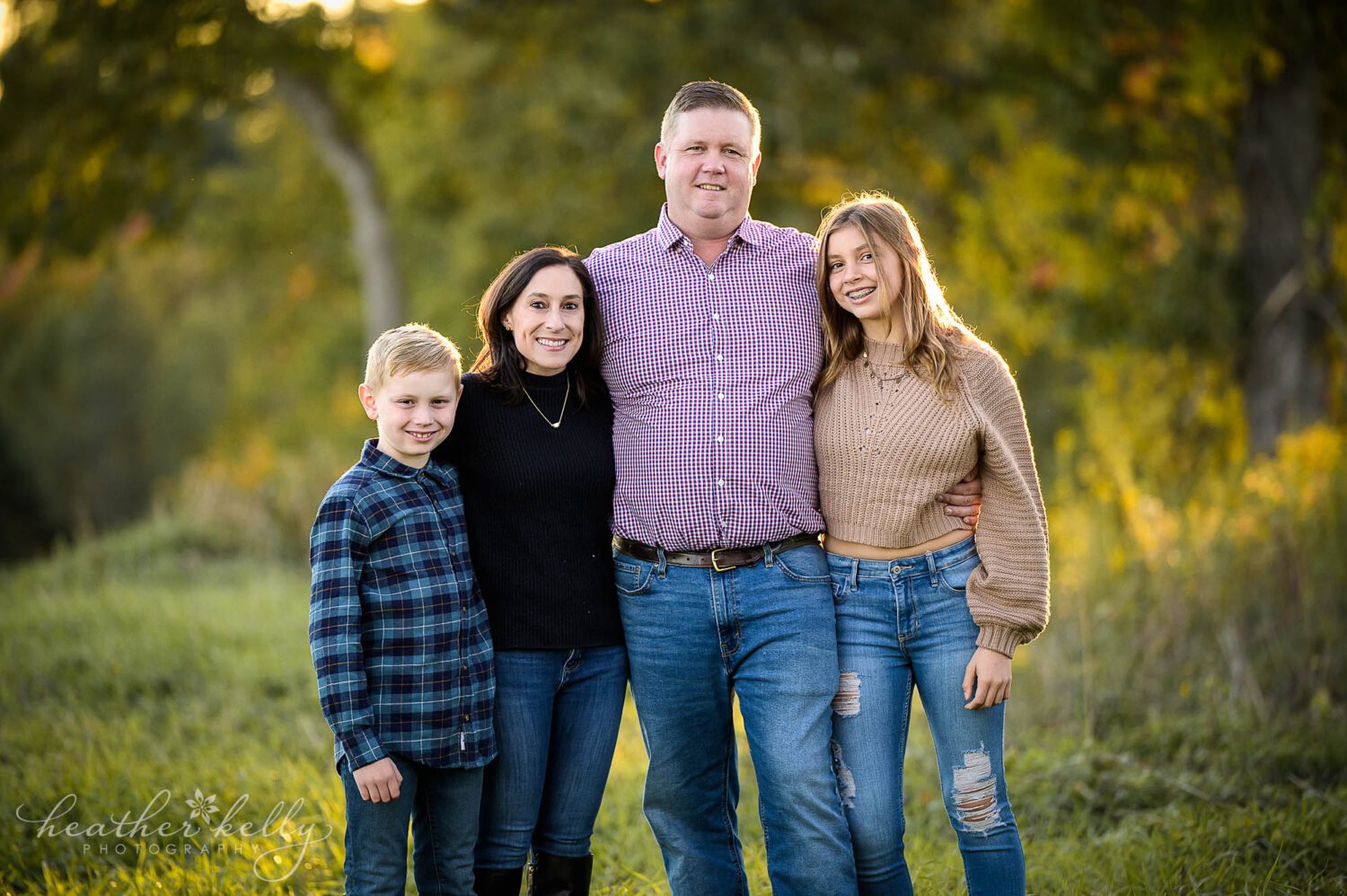 2023 fall family mini sessions in newtown ct